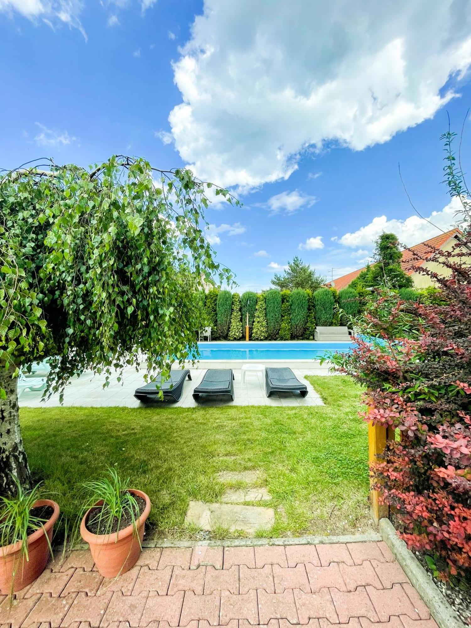 Riviera -Adults Only Villa Rewal Luaran gambar