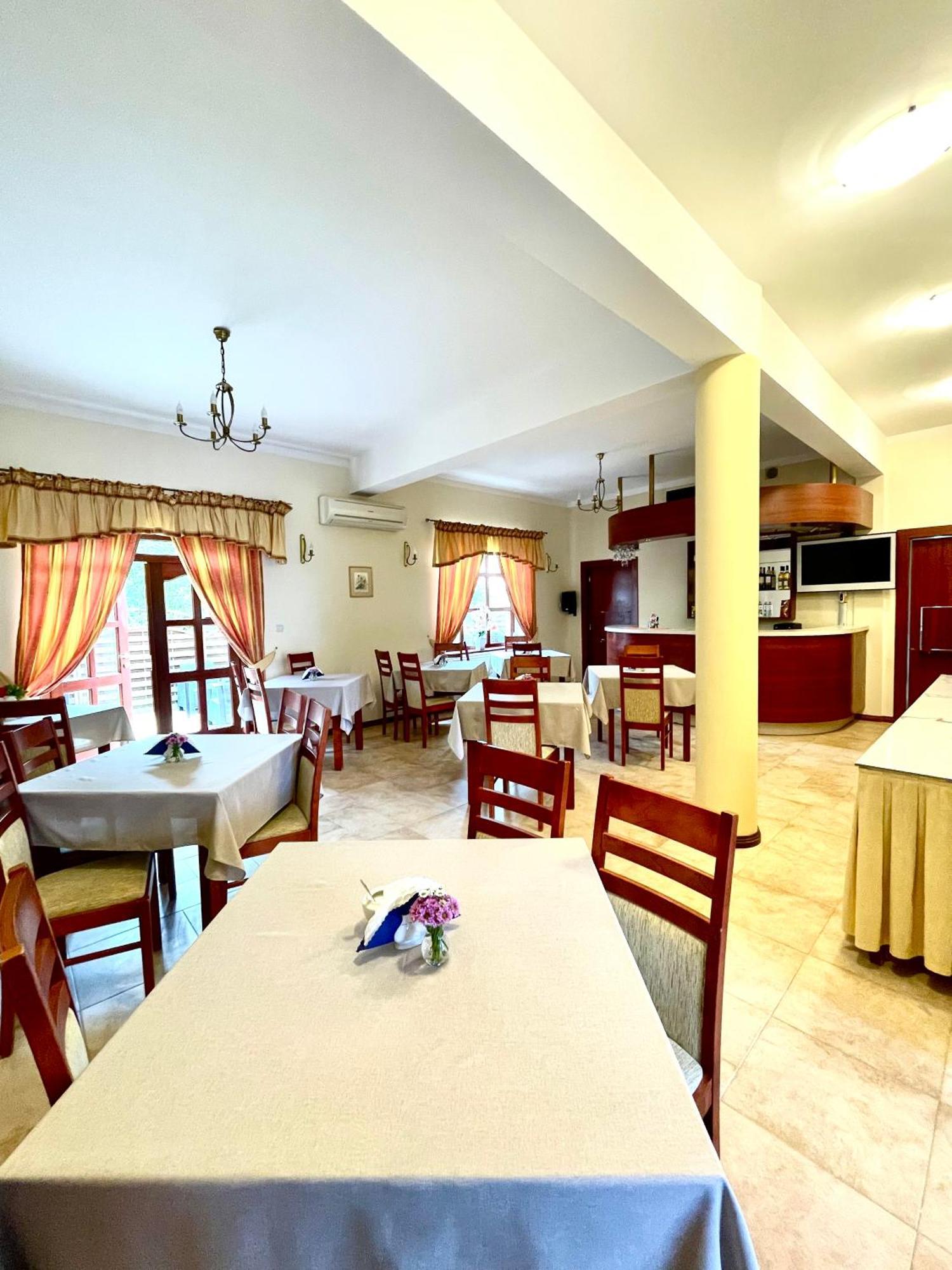 Riviera -Adults Only Villa Rewal Luaran gambar
